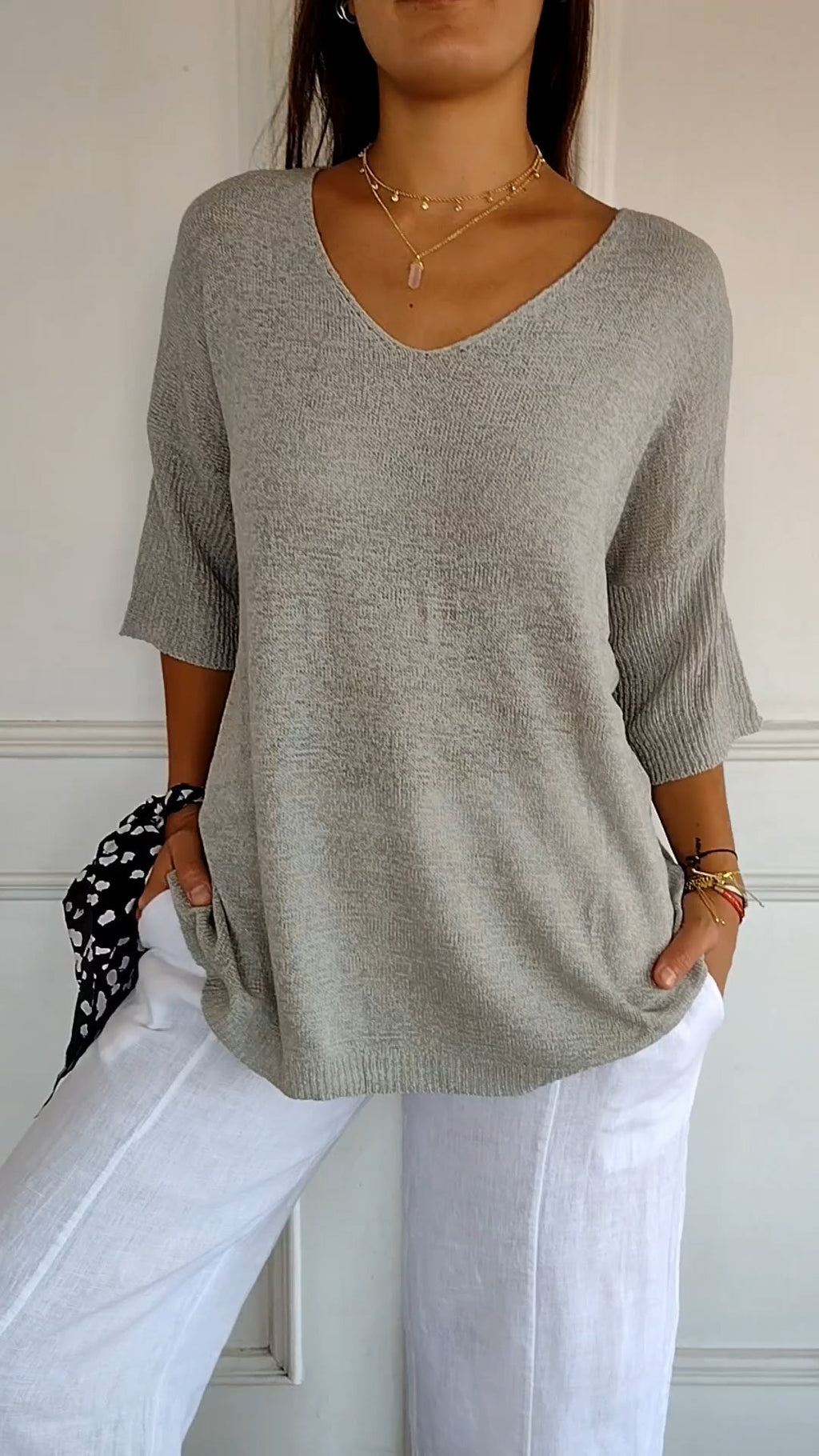 Anna™ | Lightweight Knit Top with V-Neck