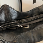 Uma | Dual Zipper Large Capacity Shoulder Bag