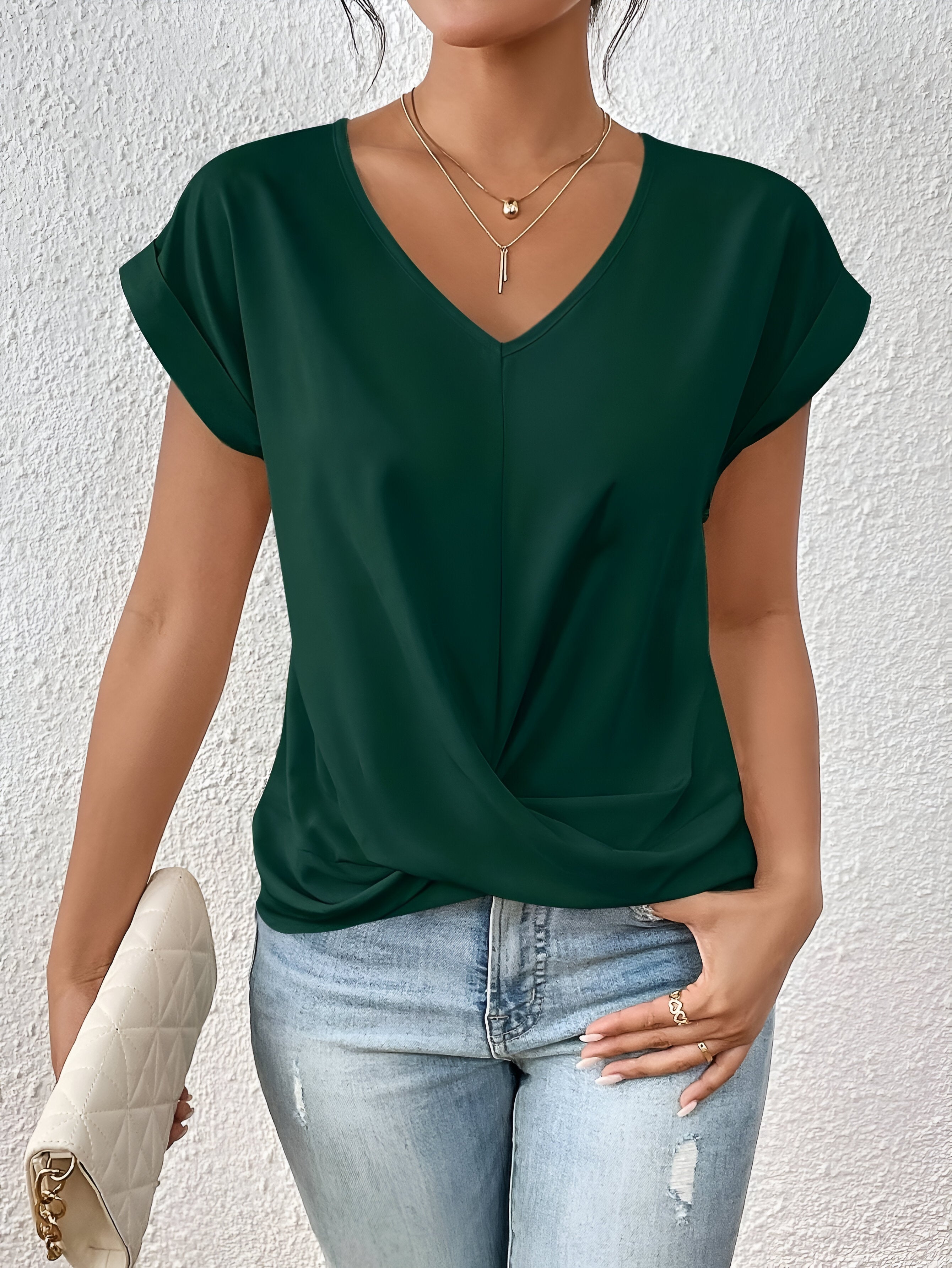 NOËLLE™ | Casual T-Shirt with Sweetheart Neckline