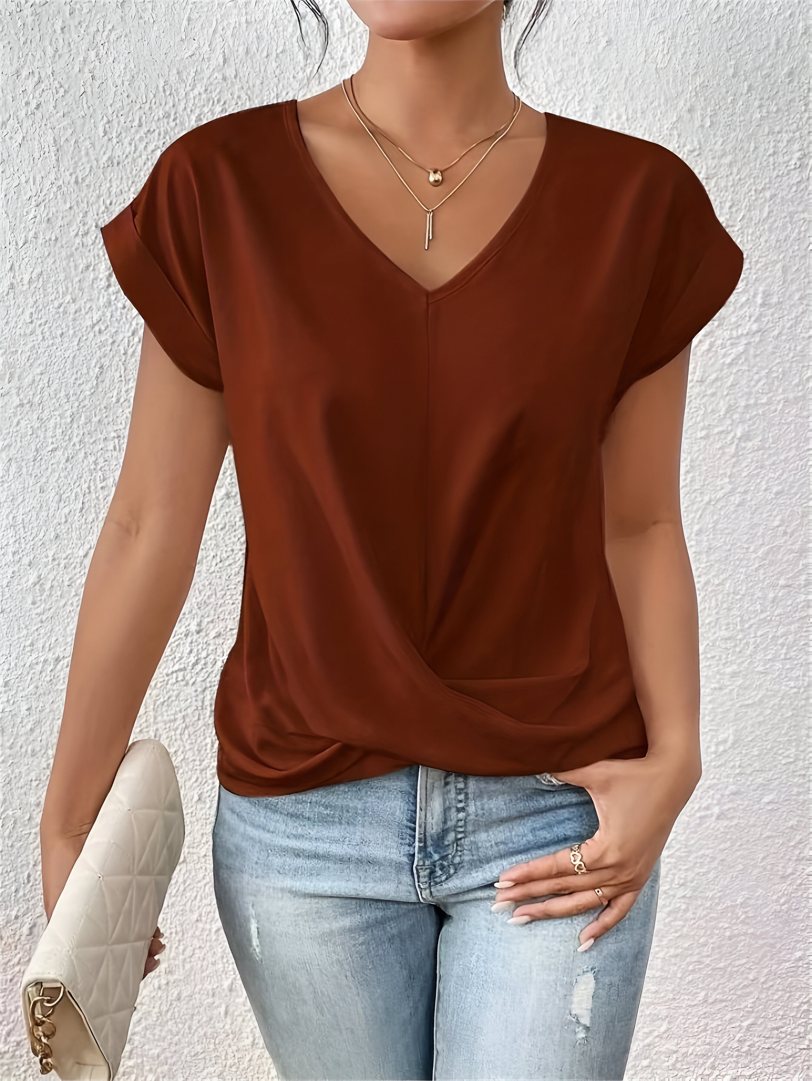 NOËLLE™ | Casual T-Shirt with Sweetheart Neckline